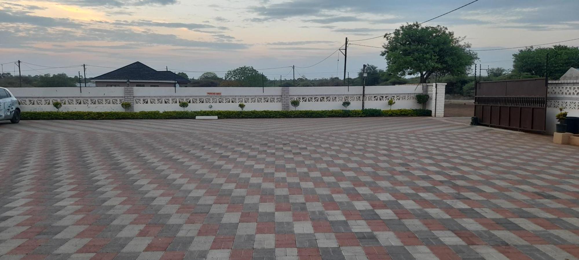 Rest & Digest Bed & Breakfast Serowe Ngoại thất bức ảnh
